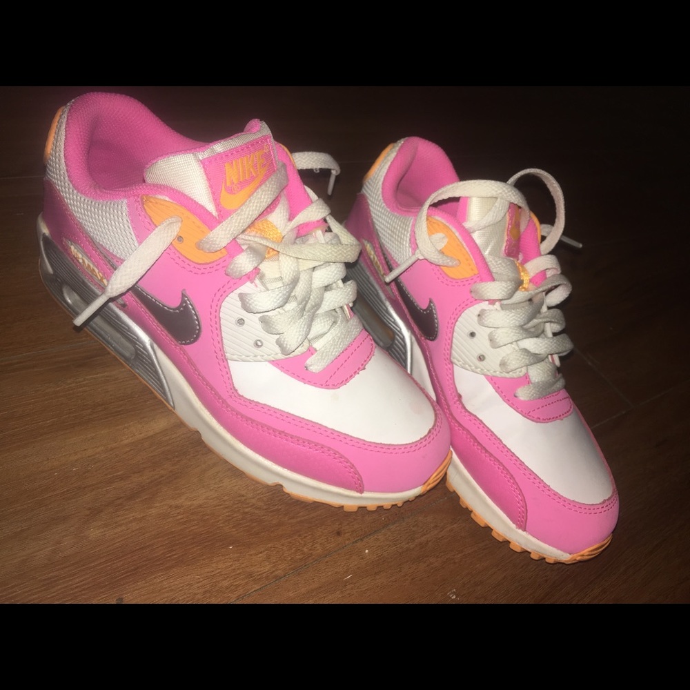 NIKE air max